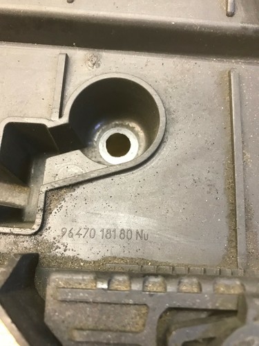 Peugeot 407 [03-10] Battery Support Tray Holder Box - 9647018180 - Picture 6 of 9