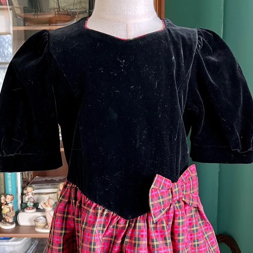 Gorgeous Vtg Laura Ashley Holiday Dress - Black Velvet & Plaid Organza Sz 4Y - Picture 4 of 14