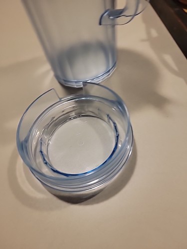 Tupperware Crystal Blue Watercolor acrylic 2 Quart Preludio Pitcher - Picture 5 of 6