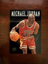 Michael Jordan Chicago Bulls 1993 Skybox Center Stage
