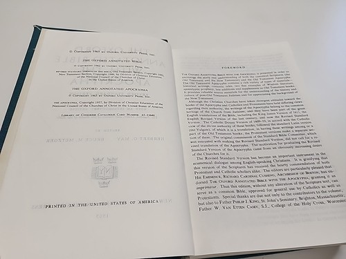 VTG 1965 The Oxford Annotated Bible With The Apocrypha, RSV, College Edition - Picture 10 of 24