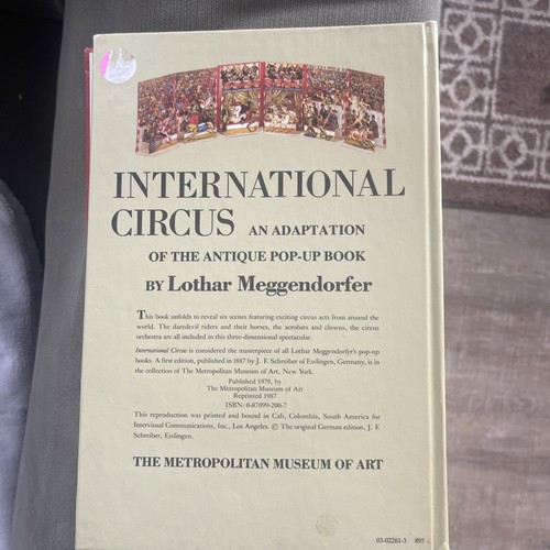 The International Circus : A Reproduction of the Antique Pop-Up Book 1979 - Picture 4 of 11