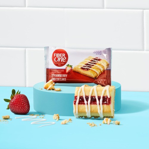 Fiber One Cheesecake Bars, Strawberry Cheesecake, Snack 6.75 oz, 5 ct...  - Imagen 4 de 8