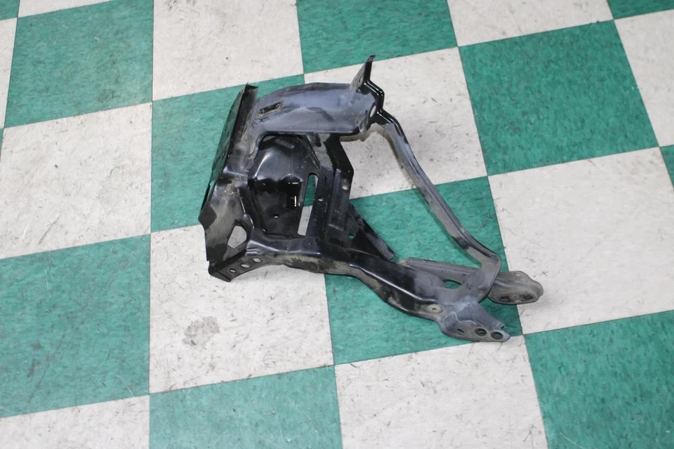 03-05 350z Front Passenger Right Side Support Headlight Mount Bracket Bucket OEM Foto 4 de 4