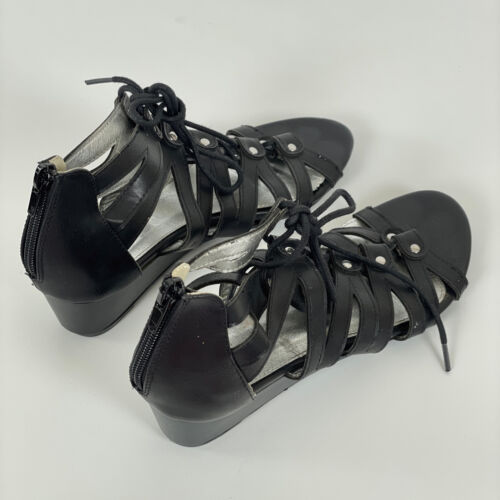 Black Shoes Strappy Ankle Flat Sandals Shoedazzle Studded Meegan Sz 6.5 EU 37 - Picture 7 of 15