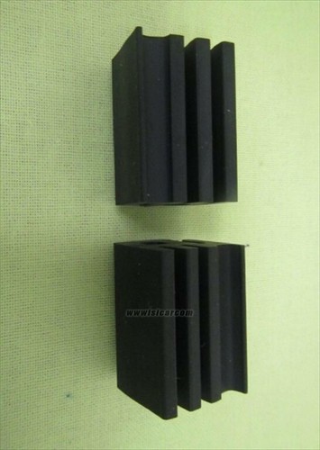 HONDA CBR900RR FIREBLADE SC33 FUEL TANK CUSHION SET 17611-ML7-000 JAPAN SPARES - Picture 1 of 12