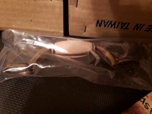 (30) NOS Cream Porcelain & Ant. Brass 5" Drawer Cabinet Furniture Pulls Vintage - Picture 12 of 12