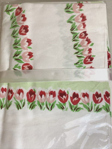 NEW LuRay Tablecloth 54 x 54 ~ Green Tulip Parade New All Cotton - Picture 5 of 7