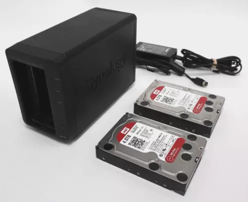 Synology DiskStation DS715 NAS 2x WD 4TB WD40EFRX HDD with Adapter / NO DiskTRAY