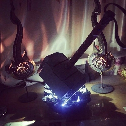 1:1 THE Avengers Full Metal Thor Hammer /Stand Base Replica Cosplay Prop Mjolnir - Picture 9 of 20