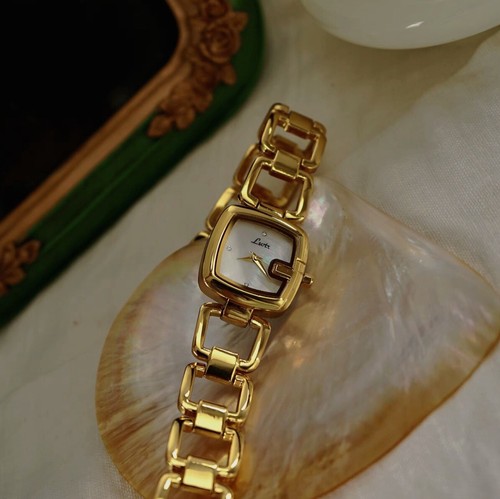 Women’s Elegant Gold Wristwatch | Rhinestone Square Watch | Stainless Steel - Picture 2 of 3