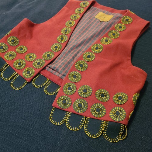 Vtg Double D Ranch Horse Western Wool Vest M Red Burgundy Rodeo Geometric Fringe - Picture 4 of 21