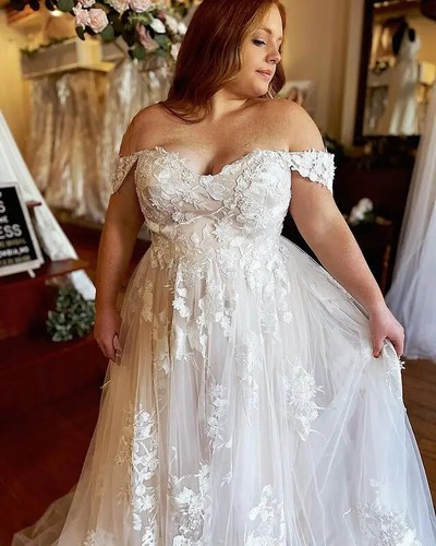 Plus Size Wedding Dresses Off Shoulder Lace Applique Bridal Gowns Lace Up Back - Picture 4 of 10