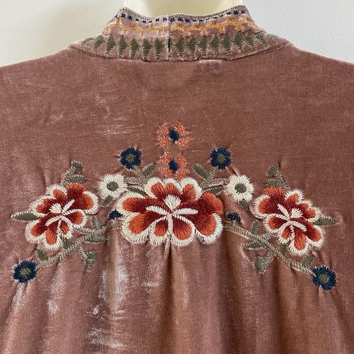 Paparazzi Velvet Embroidered Open Front Kimono Cardigan Women Small Pink Floral - Picture 3 of 5