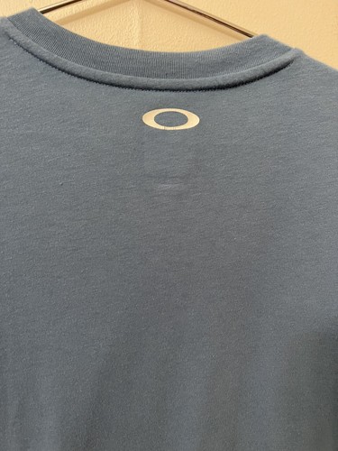 Camisa Oakley para hombre XL azul manga corta gráfica cuello redondo ajuste regular - Imagen 3 de 5