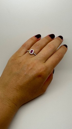 PLATINUM HALO EMERALD CUT RUBY AND DIAMONDS RING 0.53CT GG246 - Picture 4 of 21