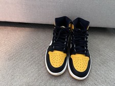 Preowned w/o Box- Jordan 1 Yellow Toe Sz 10.5