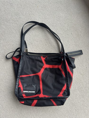 Marc Jacobs Black And Red Giraffe Print Expandable Tote Bag Funky Leather Fabric - Picture 2 of 9