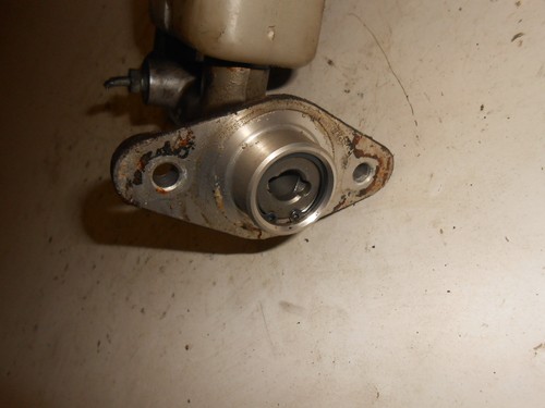 Cilindro de freno principal Hyundai Sonata año 2001-2002 BM111028 - Imagen 3 de 3