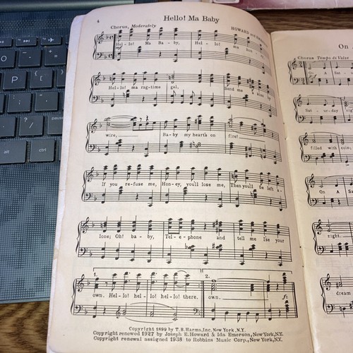 Bill Hardey's Songs of the Gay Nineties songbook, Robbins Music 1938 - Picture 3 of 6