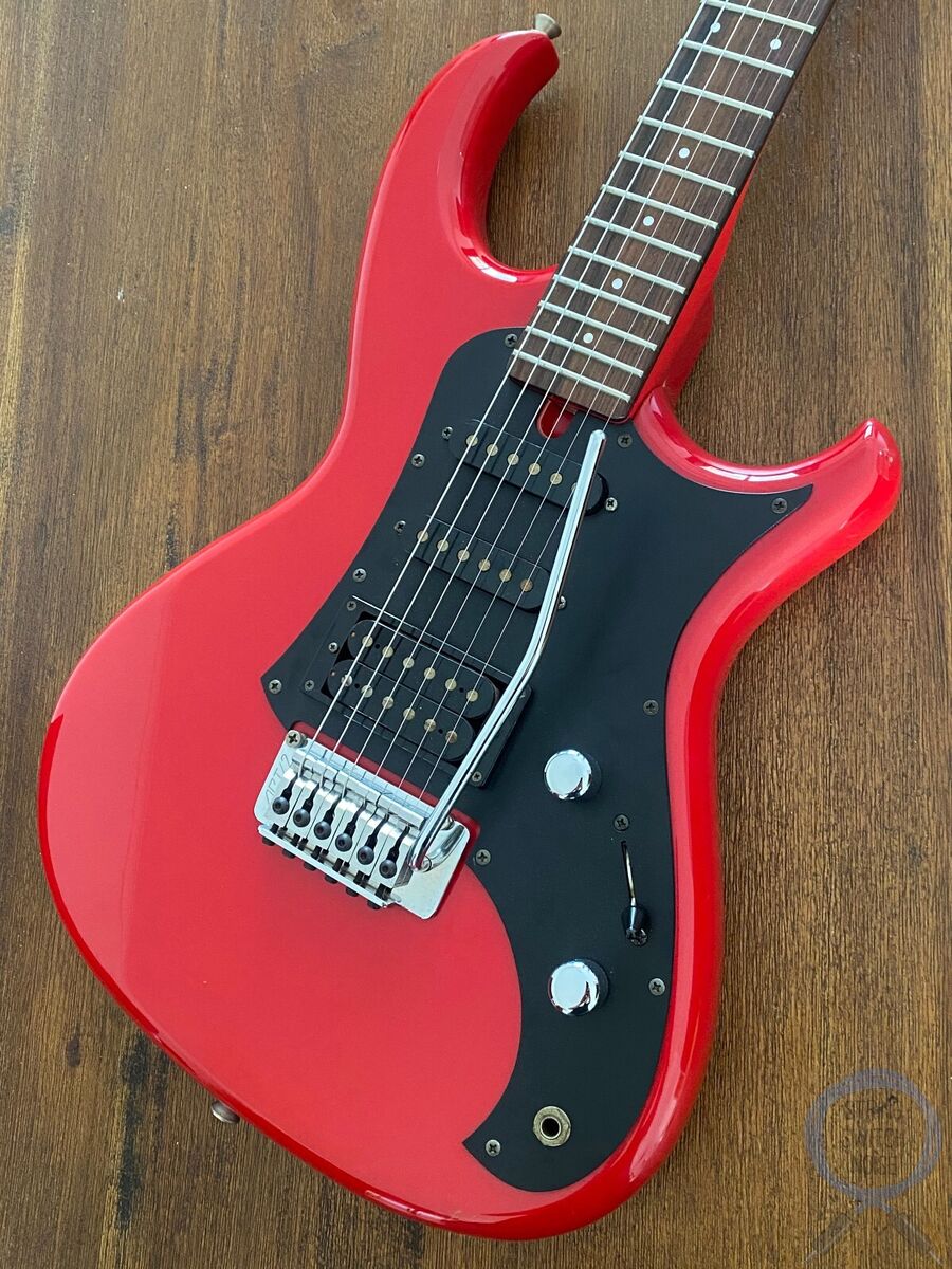 Aria Pro II Guitar, RS Wildcat, HSS SUPER STRAT, Red, MIJ Aria Pro II Guitar, RS Wildcat, HSS SUPER STRAT, Red, MIJ