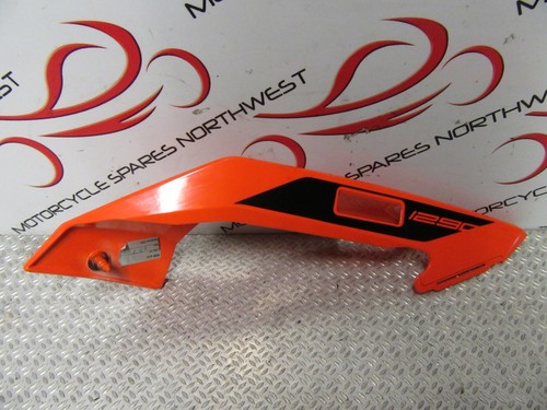 KTM SUPER DUKE GT 1290 2017 LINKE RÜCKSITZBANK VERKLEIDUNG SPOILER BK495 - Bild 3 von 9