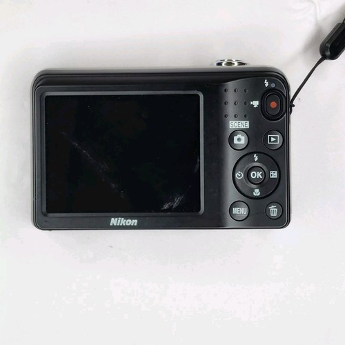Nikon Coolpix A10 Silver 16.0mp - Picture 2 of 6