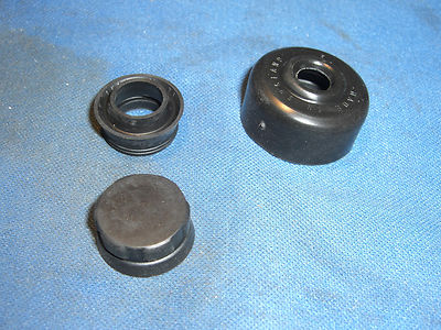 XJ6 JAGUAR MkII DAIMLER 2.5 V8 CLUTCH MASTER CYLINDER PLASTIC CAP 513123J