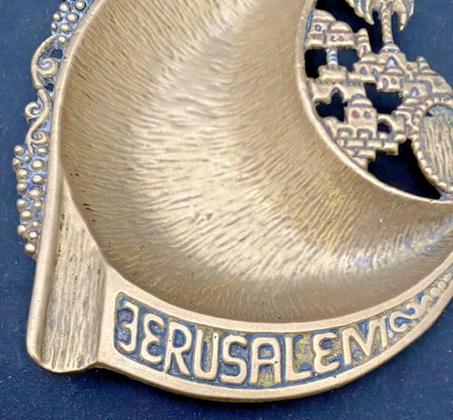 POSACENERE VINTAGE ISRAELIANO WAINBERG GERUSALEMME BRONZO 6" FORMA MEZZA LUNA c1970 v/g - Foto 4 di 6