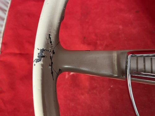 1960-65 Chevrolet/GM Deluxe Steering Wheel / 1959-1960 Bel Air - Picture 2 of 24