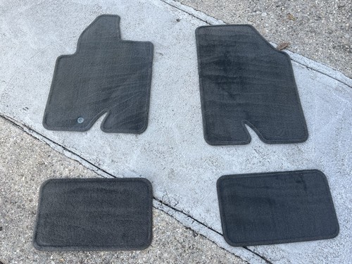 OEM |2001-2008 Mazda Tribute FORD ESCAPE MARINER Full SET Carpet Gray FLOOR MATS