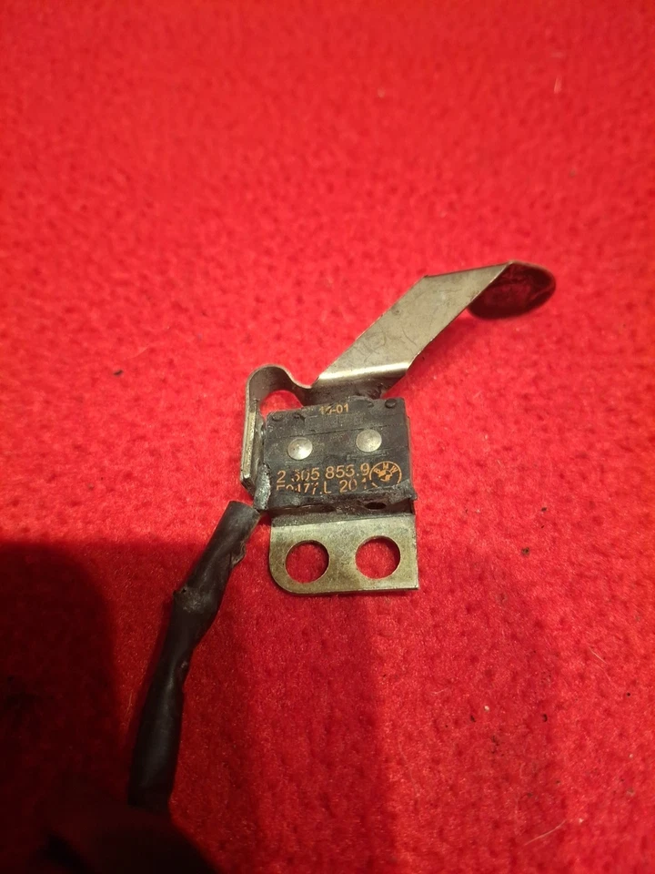 Interruptor de luz de freno cilindro maestro delantero BMW R1100 R1100GS R1100RT K1100 K1100LT Foto 3 de 4