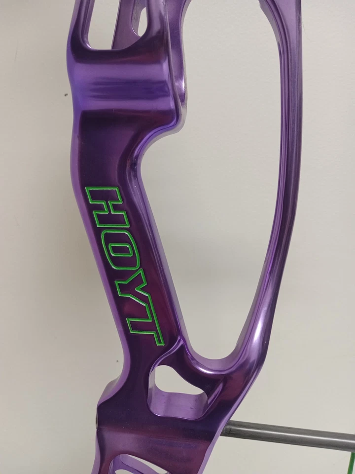Arco compuesto Hoyt Pro Edge Elite tiro con arco objetivo 50 # 27,5" diestro púrpura verde Foto 3 de 4
