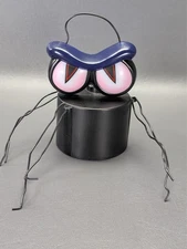 Halloween Tekky Toys Haunted Hedge Lighted Monster Eyes