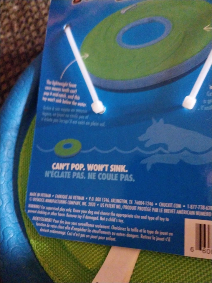 Chuckit! ZIP FLIGHT AMPHIBIOUS FLYING RING Floats Dog Fetch Toy MEDIUM - Image 3 of 4