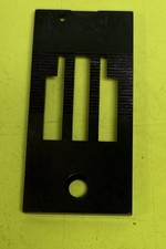 Singer 224033-5/8  Needle Plate 5/8  Spread,2 Needle-Industrial