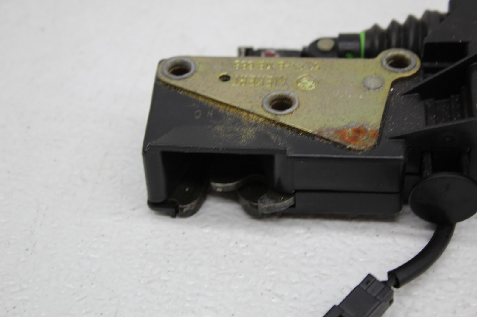 99-01 FERRARI 456 M TAIL GATE TRUNK LOCK ACTUATOR MODULE