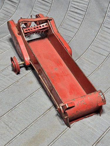 Spandiletame Tru-Scale vintage anni 70, metallo Ertl International McCormick parte - Foto 2 di 8