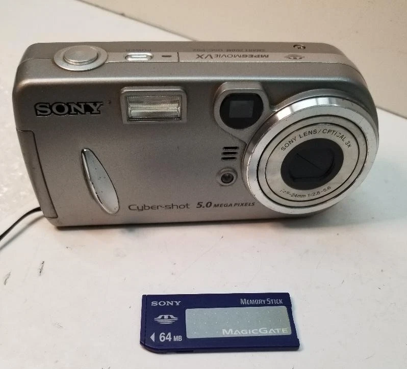 Sony Cyber-shot DSC-P92 Digital Cameras with Built - in Speaker