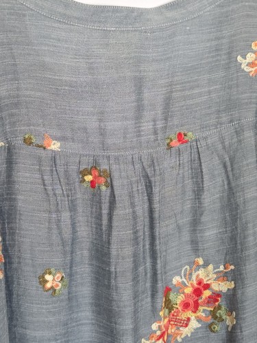 Camicia donna fico e fiore taglia 1X ricamata floreale rotolo linguetta manica blu - Foto 11 di 15