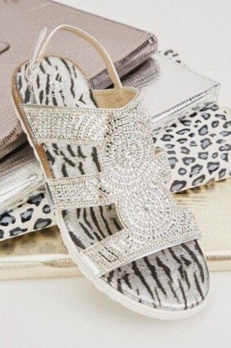 CLEARANCE LADIES SIZE 3-8 DIAMANTÉ ENCRUSTED ANIMAL FOOTBED LOW HEELED SANDALS - Picture 8 of 24