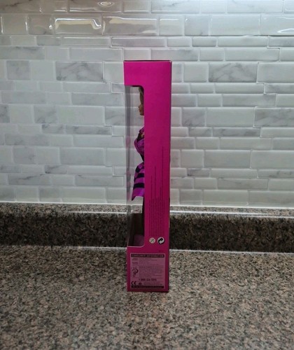 Mattel CityStyle Barbie Special Edition NIB (#17237, 1996) - Picture 4 of 9