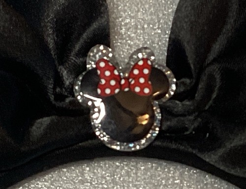 Disney Minnie Mouse Ears With MINNIE Charm Child’s OSFM - Picture 2 of 4