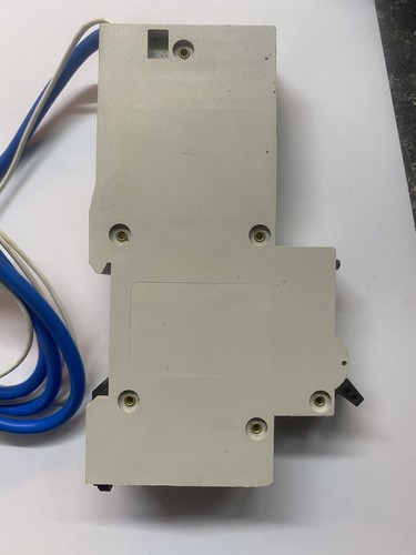 INTERRUPTOR DE DISPARO PROTEUS 20MCRSP1 20A 20AMP C TIPO C20 POLO ÚNICO SP 1P 30MA - Imagen 4 de 5