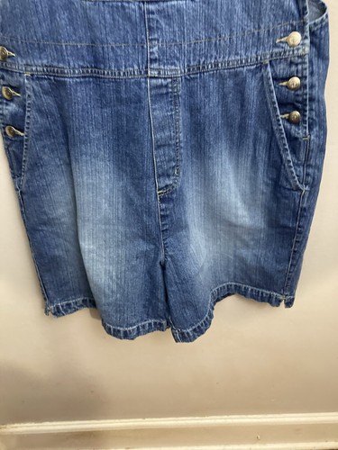 DISNEY Mickey Mouse Patriotic Pride Embroidered Short Overall Denim Shorts Large - Picture 3 of 7