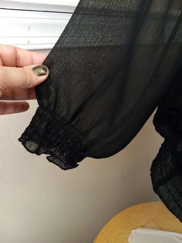 Guess womens Total sheer 3/4 sleeve Blouse size small - Picture 6 of 14