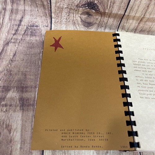 Vintage Cookbook Arbie Feeds Food For Folks Midwest Recipes Iowa - Imagen 3 de 5