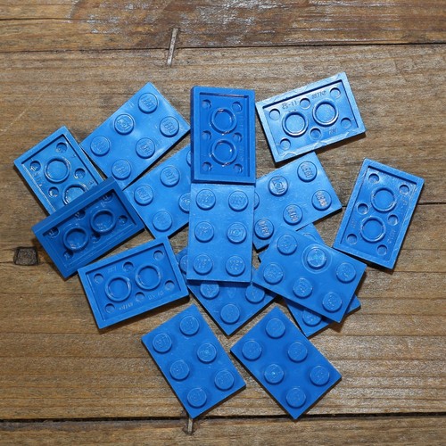 LEGO 3021 Bright Blue Plate 2X3 Qty 15 - Picture 2 of 4