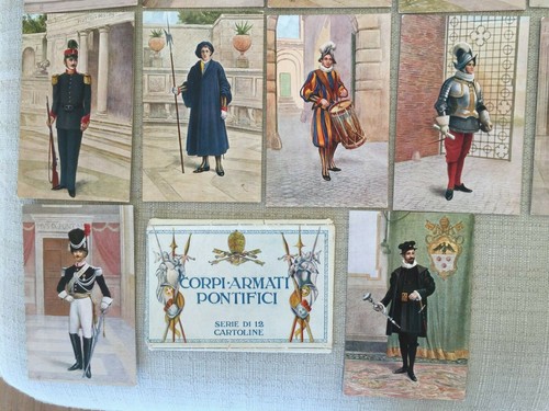 SERIE 12 CARTOLINE CORPI ARMATI PONTIFICI ANNI '30 '40 CON ASTUCCIO - Picture 3 of 3