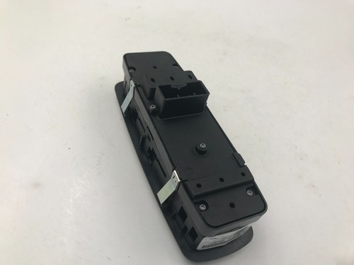 2015-2017 Chrysler 200 Master Power Window Switch OEM C01B49041 - Picture 8 of 8